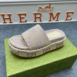 Picture of Gucci Slippers _SKUGuccisz36-4252080.5cmmnf0333